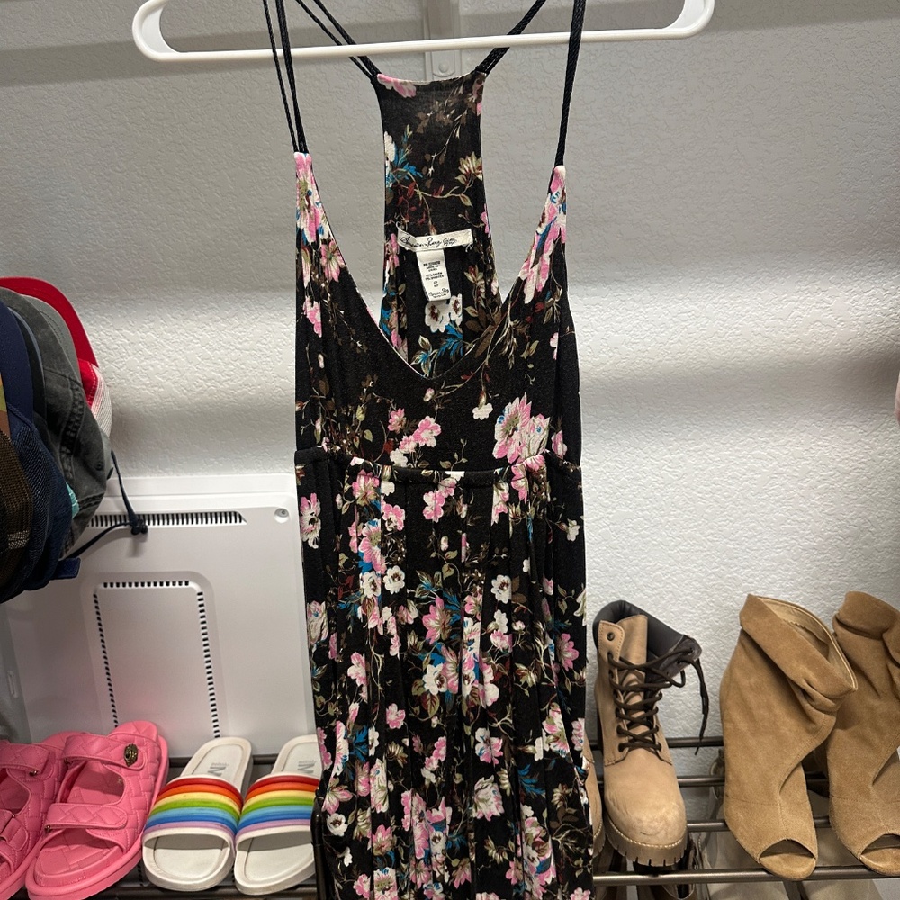 Random dresses - Picture 4 of 16